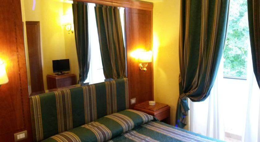 Raeli Hotel Lux Rom Eksteriør billede