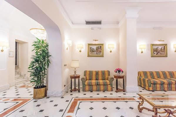 Raeli Hotel Lux Rom Eksteriør billede